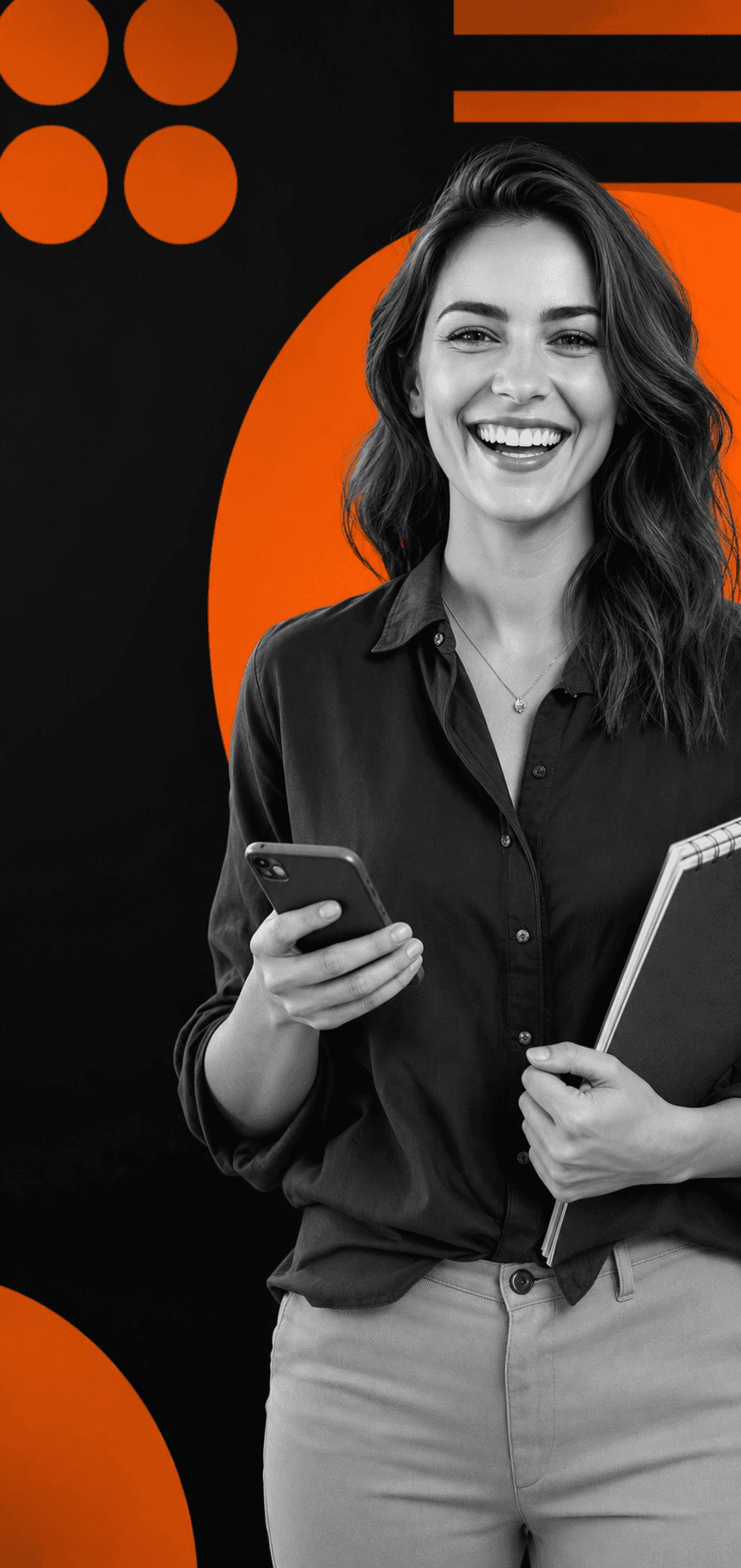 Estrategista digital em preto e branco com elementos laranja
